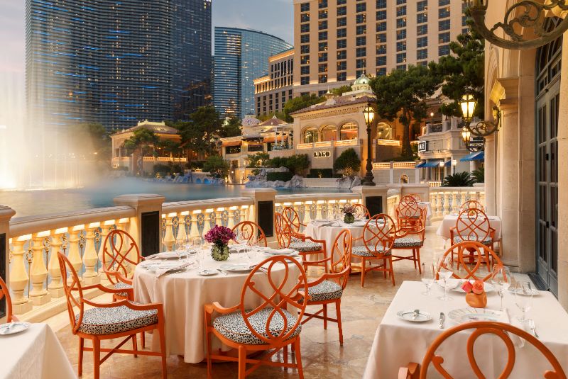 Picasso Patio - Bellagio - Anthony Mair R1-AL201443